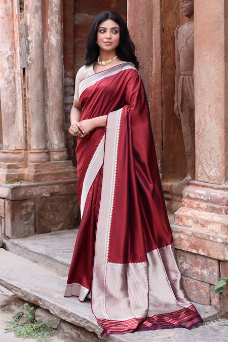 Naaritva India Maroon Zari Handwoven Banarasi Saree With Running Blouse 