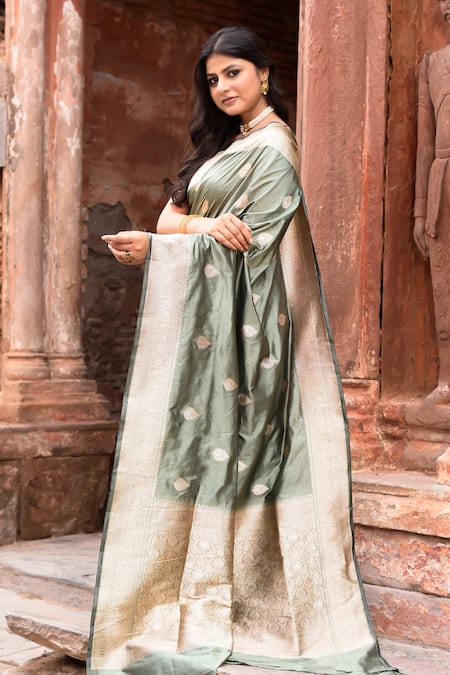 Buy_Naaritva India_Green Zari Handwoven Work Banarasi Saree With Running Blouse _Online_at_Aza_Fashions