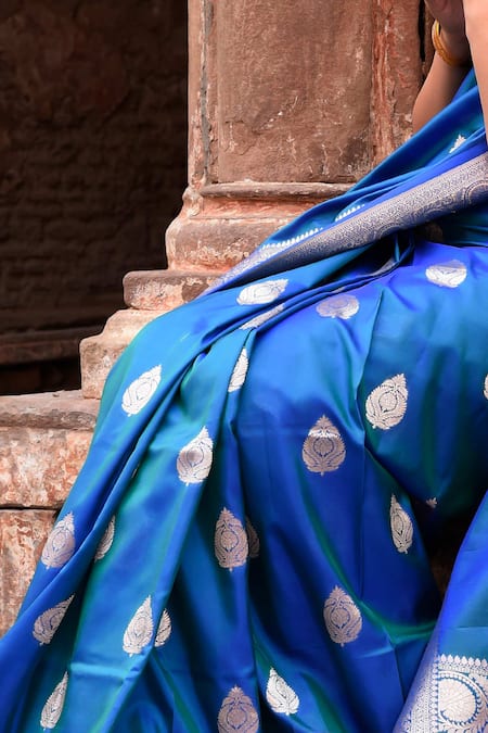 Buy_Naaritva India_Blue Zari Handwoven Work Banarasi Saree With Running Blouse _Online_at_Aza_Fashions