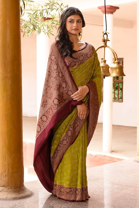 Naaritva India_Green Crepe, Chiffon, Silk Handwoven Work Banarasi Saree With Running Blouse _Online_at_Aza_Fashions