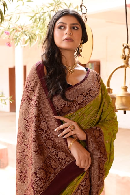 Shop_Naaritva India_Green Crepe, Chiffon, Silk Handwoven Work Banarasi Saree With Running Blouse _Online_at_Aza_Fashions