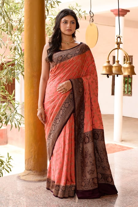 Naaritva India Coral Handwoven anarasi Saree With Running Blouse 