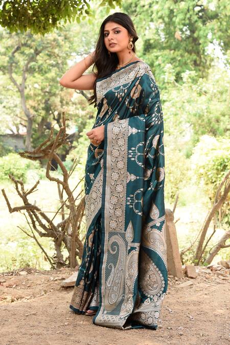 Shop_Naaritva India_Green Zari Handwoven Banarasi Saree With Running Blouse _Online_at_Aza_Fashions