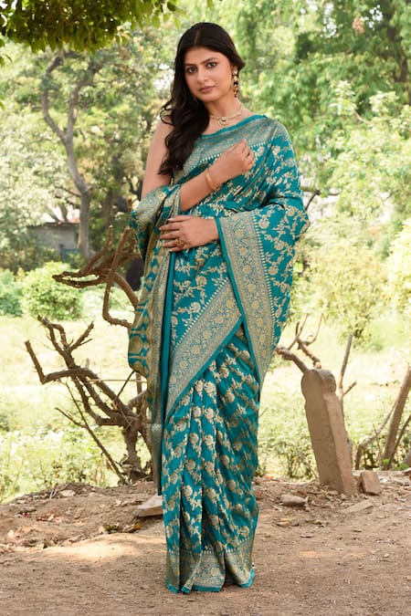 Buy_Naaritva India_Green Zari Handwoven Work Banarasi Saree With Running Blouse 