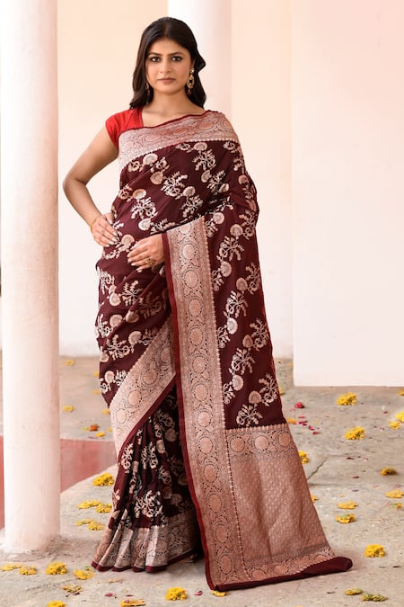 Naaritva India Brown Zari Cocoa Handwoven Banarasi Saree With Running Blouse 