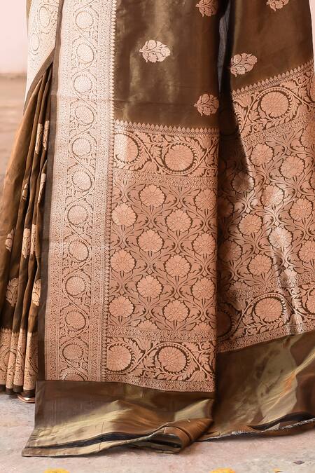 Naaritva India_Olive Green Zari Handwoven Work Banarasi Saree With Running Blouse _at_Aza_Fashions