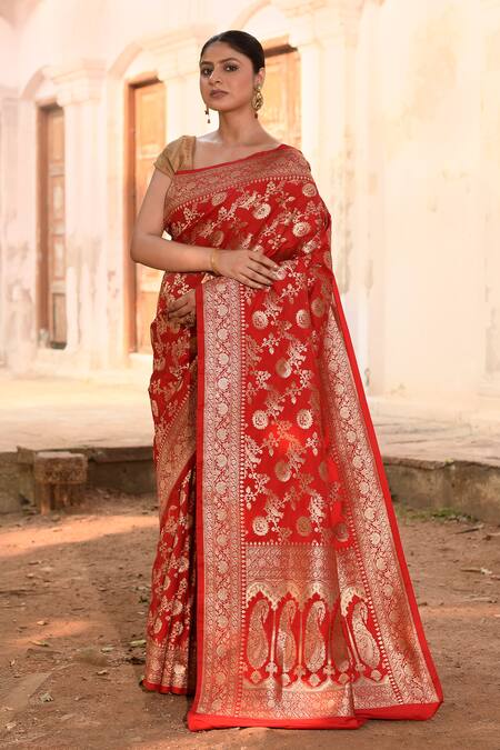 Shop_Naaritva India_Red Zari Handwoven Banarasi Saree With Running Blouse _Online_at_Aza_Fashions