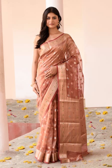 Naaritva India Handwoven Zari Banarasi Saree With Running Blouse 
