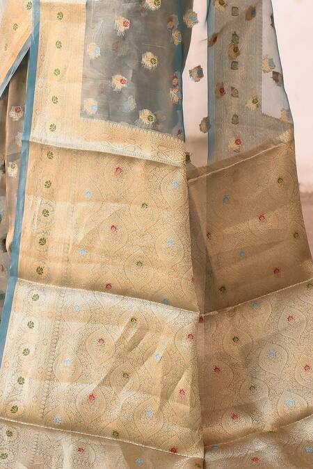 Naaritva India_Gray Tissue Zari Handwoven Grey Banarasi Saree With Running Blouse _at_Aza_Fashions