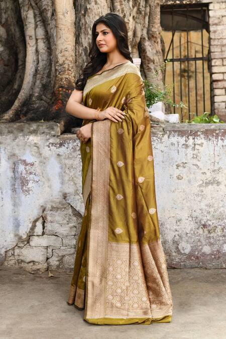 Naaritva India_Olive Green Zari Handwoven Work Banarasi Saree With Running Blouse _at_Aza_Fashions