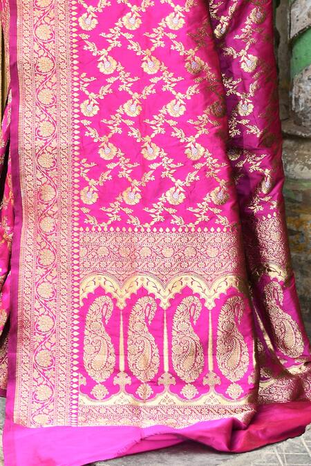 Naaritva India_Pink Silk Zari Handwoven Banarasi Saree With Running Blouse _at_Aza_Fashions
