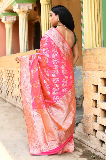 Naaritva India Handwoven Zari Pink Banarasi Saree With Running Blouse 
