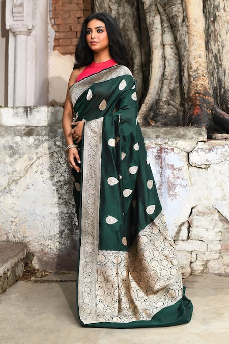 Shop_Naaritva India_Emerald Green Zari Banarasi Saree With Running Blouse _Online_at_Aza_Fashions