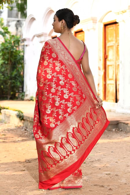 Naaritva India Red Handwoven Zari Banarasi Saree With Running Blouse 