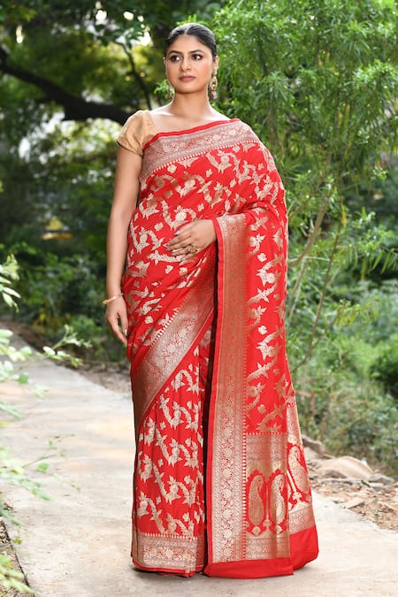 Naaritva India Red Silk Zari Handwoven Work Banarasi Saree With Running Blouse 