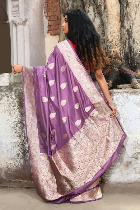 Naaritva India Purple Handwoven Zari Banarasi Saree With Running Blouse 
