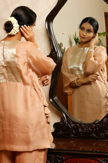Shop Eeda Peach Silk Organza, Shantoon Round Neck Kurta Pant Set Online at Aza Fashions Shop_Eeda_Peach Silk Organza, Shantoon Round Neck Kurta Pant Set _Online_at_Aza_Fashions