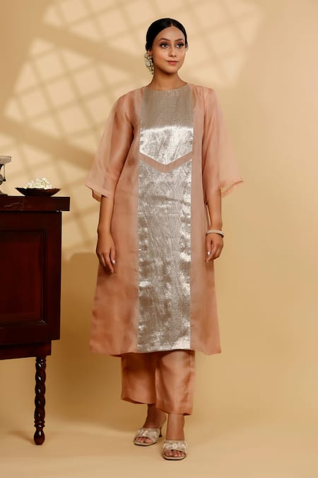 Shop Eeda Peach Silk Organza, Shantoon Round Neck Kurta And Pant Set Online at Aza Fashions Shop_Eeda_Peach Silk Organza, Shantoon Round Neck Kurta And Pant Set _Online_at_Aza_Fashions