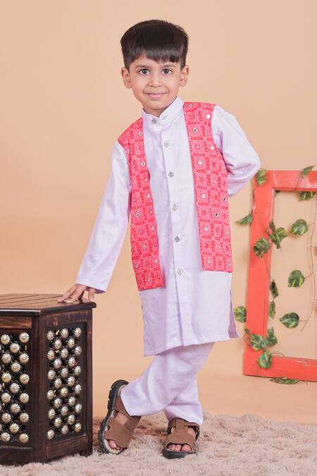 Turqidz By Shweta Aggarwal_Red Cotton Embroidery Hand Boys Bundi And Kurta Set _at_Aza_Fashions