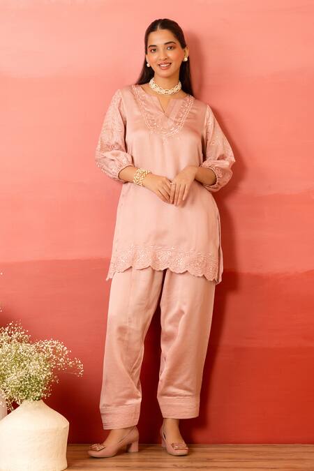 Shop Charu Makkar Pink Linen, Satin, Organza Embroidery Round Neck Designer Salmon Kurta Set Shop_Charu Makkar_Pink Linen, Satin, Organza Embroidery Round Neck Designer Salmon Kurta Set