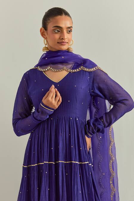 Buy Ikshita Choudhary Blue Chanderi, Organza Zari, Embroidery V-neck Anarkali Set With Dupatta Buy_Ikshita Choudhary_Blue Chanderi, Organza Zari, Embroidery V-neck Anarkali Set With Dupatta