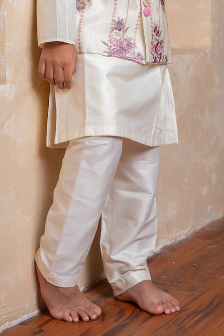 Buy_Kirti Agarwal - Pret N Couture_Ivory Silk Embroidery Kurta Set With Nehru Jacket _Online_at_Aza_Fashions