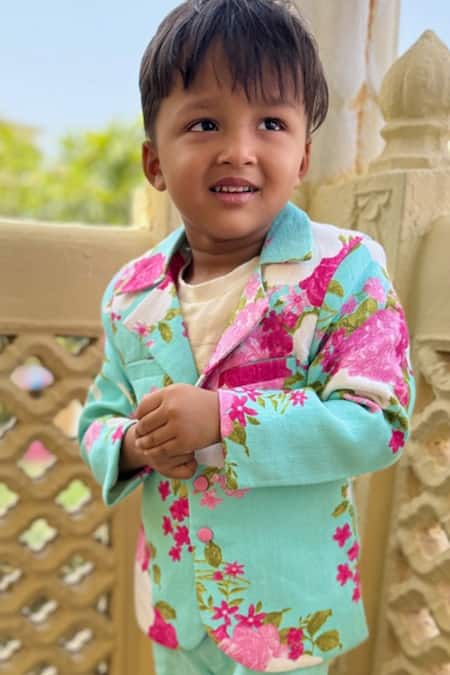 Buy Kirti Agarwal - Pret N Couture Green Linen, Cotton Floral Print Sea Blazer And Pant Set Online at Aza Fashions Buy_Kirti Agarwal - Pret N Couture_Green Linen, Cotton Floral Print Sea Blazer And Pant Set _Online_at_Aza_Fashions