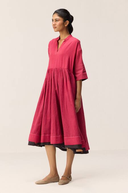 Shop Kharakapas Pink Cotton Split V-neck Berry Beam Dress Online at Aza Fashions Shop_Kharakapas_Pink Cotton Split V-neck Berry Beam Dress _Online_at_Aza_Fashions