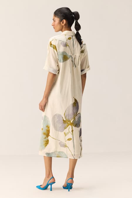 Shop Kharakapas Off White Cotton Collared Floral Whisper Dress at Aza Fashions Shop_Kharakapas_Off White Cotton Collared Floral Whisper Dress _at_Aza_Fashions