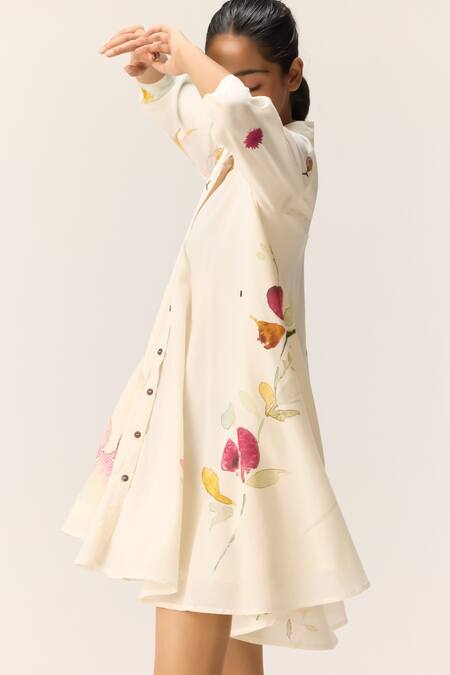 Shop Kharakapas Off White Cotton Embroidery Collared Pearls In A Garden Dress Online at Aza Fashions Shop_Kharakapas_Off White Cotton Embroidery Collared Pearls In A Garden Dress _Online_at_Aza_Fashions