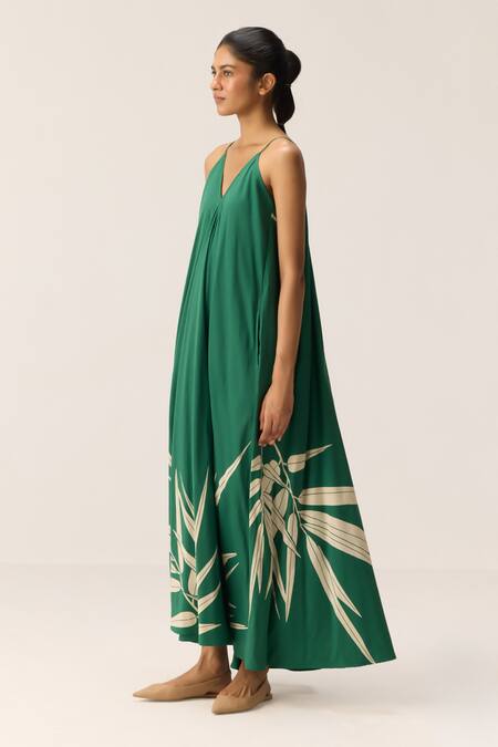 Buy Kharakapas Green Cotton V-neck Tender Fern Dress Online at Aza Fashions Buy_Kharakapas_Green Cotton V-neck Tender Fern Dress _Online_at_Aza_Fashions