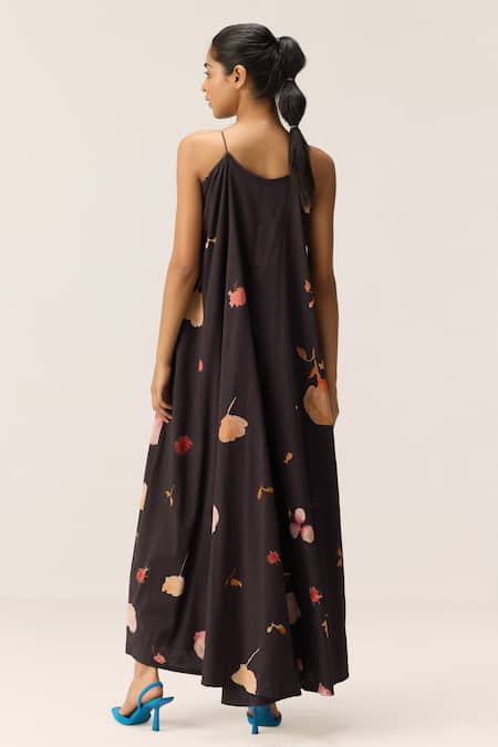 Shop Kharakapas Charcoal Cotton V-neck Floral Maxi Dress at Aza Fashions Shop_Kharakapas_Charcoal Cotton V-neck Floral Maxi Dress _at_Aza_Fashions
