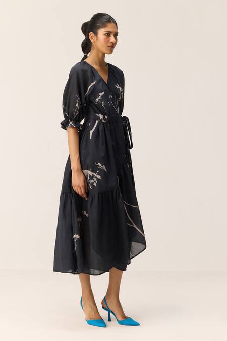 Kharakapas Black Cotton V-neck Eclipse Wrap Dress at Aza Fashions Kharakapas_Black Cotton V-neck Eclipse Wrap Dress _at_Aza_Fashions