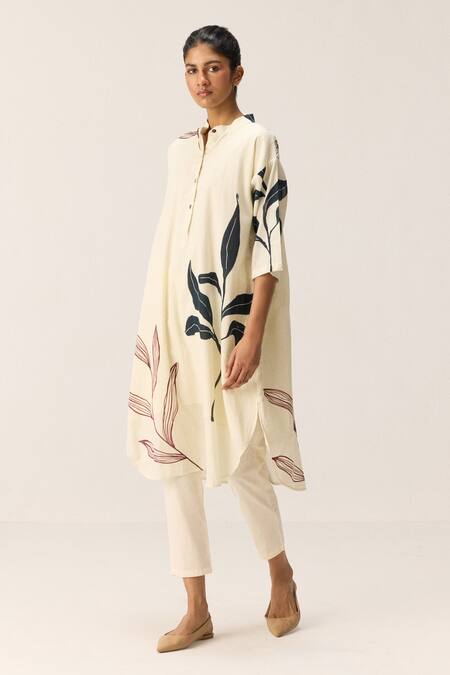 Buy Kharakapas Off White Cotton Collared Wild Vine Kurta Set Online at Aza Fashions Buy_Kharakapas_Off White Cotton Collared Wild Vine Kurta Set _Online_at_Aza_Fashions
