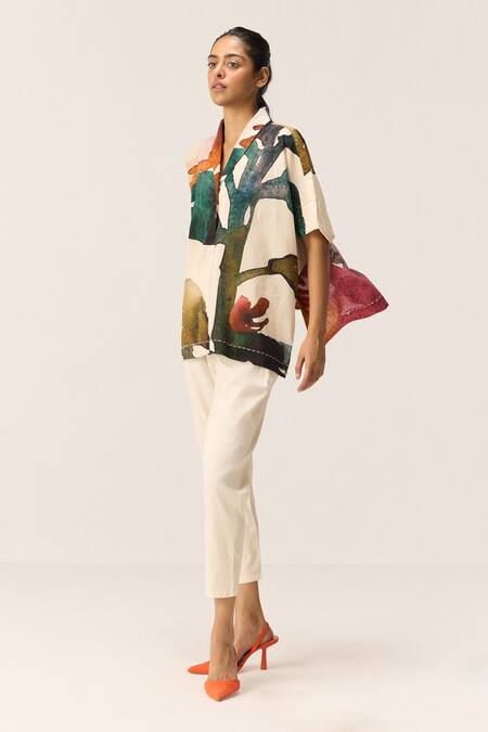 Kharakapas Off White Collared Floral Wash Top Online at Aza Fashions Kharakapas_Off White Collared Floral Wash Top _Online_at_Aza_Fashions