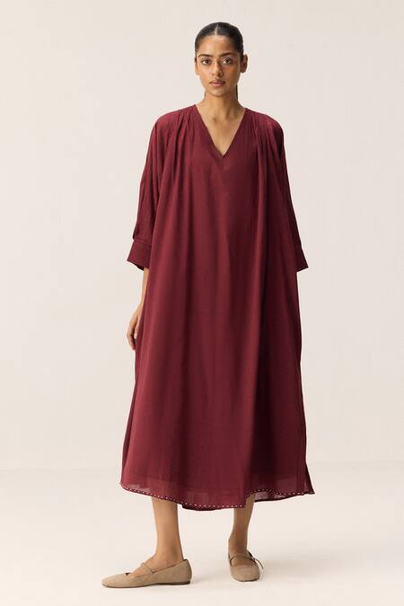 Kharakapas Maroon Cotton V-neck Mul Louis Dress Online at Aza Fashions Kharakapas_Maroon Cotton V-neck Mul Louis Dress _Online_at_Aza_Fashions
