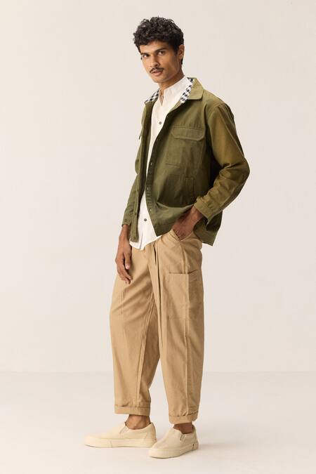 Buy Kharakapas Olive Green Cotton Oxford Shacket Online at Aza Fashions Buy_Kharakapas_Olive Green Cotton Oxford Shacket _Online_at_Aza_Fashions