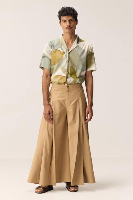 Kharakapas Beige Oxford, Cotton Pleated Flared Pants Online at Aza Fashions Kharakapas_Beige Oxford, Cotton Pleated Flared Pants _Online_at_Aza_Fashions