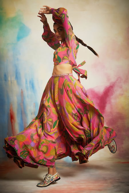 Saundh_Pink Georgette Beads, Sequins V-neck Printed Top And Lehenga Set _Online_at_Aza_Fashions