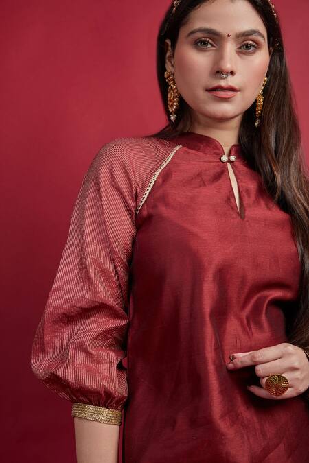 Buy Vinusto Maroon Chanderi Embroidery Keyhole Neck Handloom Kurta And Pant Set Online at Aza Fashions Buy_Vinusto_Maroon Chanderi Embroidery Keyhole Neck Handloom Kurta And Pant Set _Online_at_Aza_Fashions