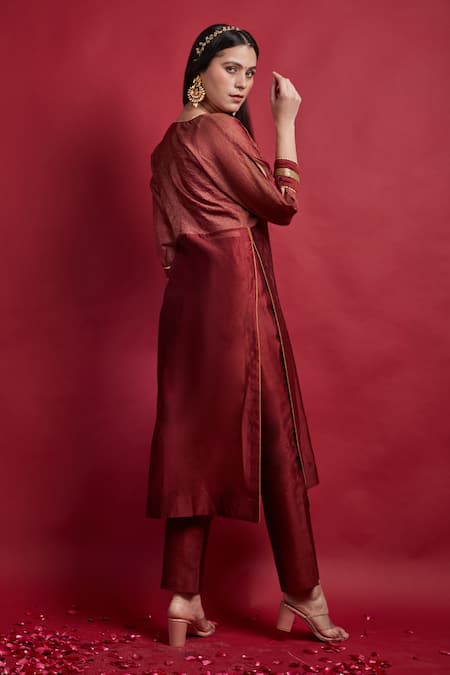 Shop Vinusto Maroon Chanderi Zari, Embroidery Open Neck High Slit Kurta And Pants Set at Aza Fashions Shop_Vinusto_Maroon Chanderi Zari, Embroidery Open Neck High Slit Kurta And Pants Set _at_Aza_Fashions