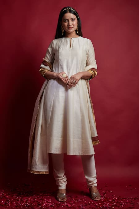 Vinusto Ivory Chanderi, Cotton Zari, Embroidery, Fringe Round Neck Anarkali Kurta Set 