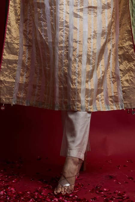 Vinusto Ivory Chanderi Tassels, Embroidery V-neck Gold Zari Stripe Kaftan And Pants Set Online at Aza Fashions Vinusto_Ivory Chanderi Tassels, Embroidery V-neck Gold Zari Stripe Kaftan And Pants Set _Online_at_Aza_Fashions