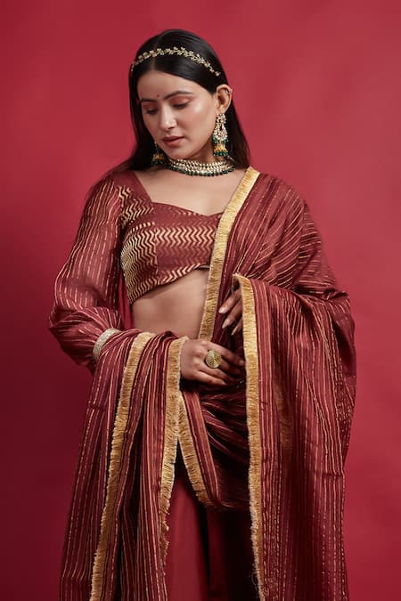 Vinusto Maroon Chanderi Zari, Embroidery, Fringe Flared Lehanga Set With Dupatta at Aza Fashions Vinusto_Maroon Chanderi Zari, Embroidery, Fringe Flared Lehanga Set With Dupatta _at_Aza_Fashions