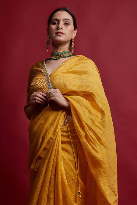 Buy_Vinusto_Turquoise Chanderi Cut Work, Embroidery, Tassels Handwoven Saree And Blouse Set _Online_at_Aza_Fashions