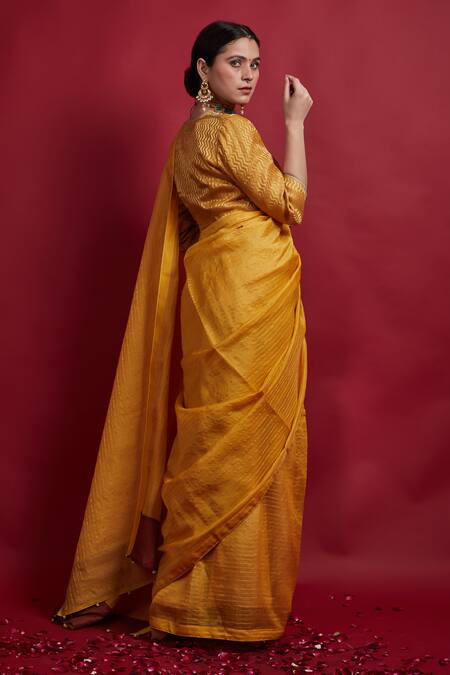 Vinusto_Turquoise Chanderi Cut Work, Embroidery, Tassels Handwoven Saree And Blouse Set _at_Aza_Fashions