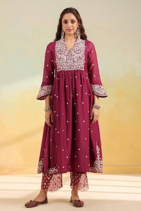 Shop_Label Niti Bothra_Wine Silk Embroidery V-neck Dori Paisley Kurta Set _Online_at_Aza_Fashions