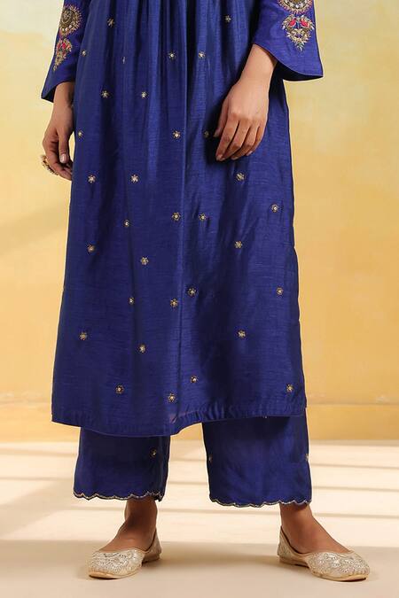 Buy_Label Niti Bothra_Blue Silk Embroidery, Zari Split V-neck Electric Zardozi Kurta Set _Online_at_Aza_Fashions
