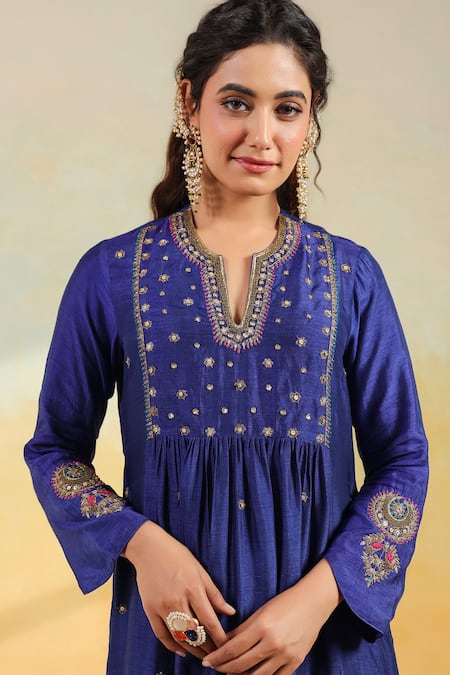 Buy_Label Niti Bothra_Blue Silk Embroidery, Zari Split V-neck Electric Zardozi Kurta Set 