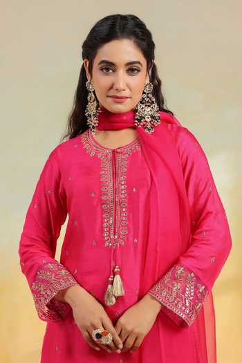 Label Niti Bothra_Pink Silk Embroidery, Metallic Thread, Sequins Round Neck, Noor Farshi Kurta Set _Online_at_Aza_Fashions